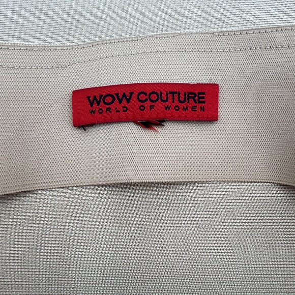 ✨ WOW Couture World of Women Gold Pencil Skirt – Size L ✨ - Picture 3 of 5